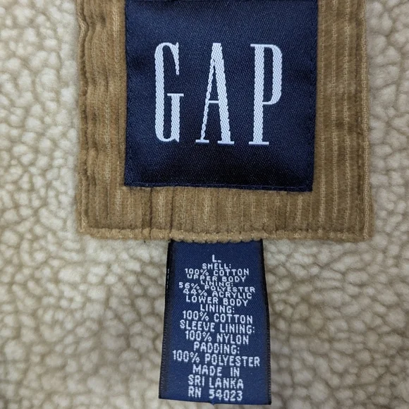 Vintage GAP Men's Icon Y2K Tan Corduroy Jacket with Sherpa Lining L Oversized
